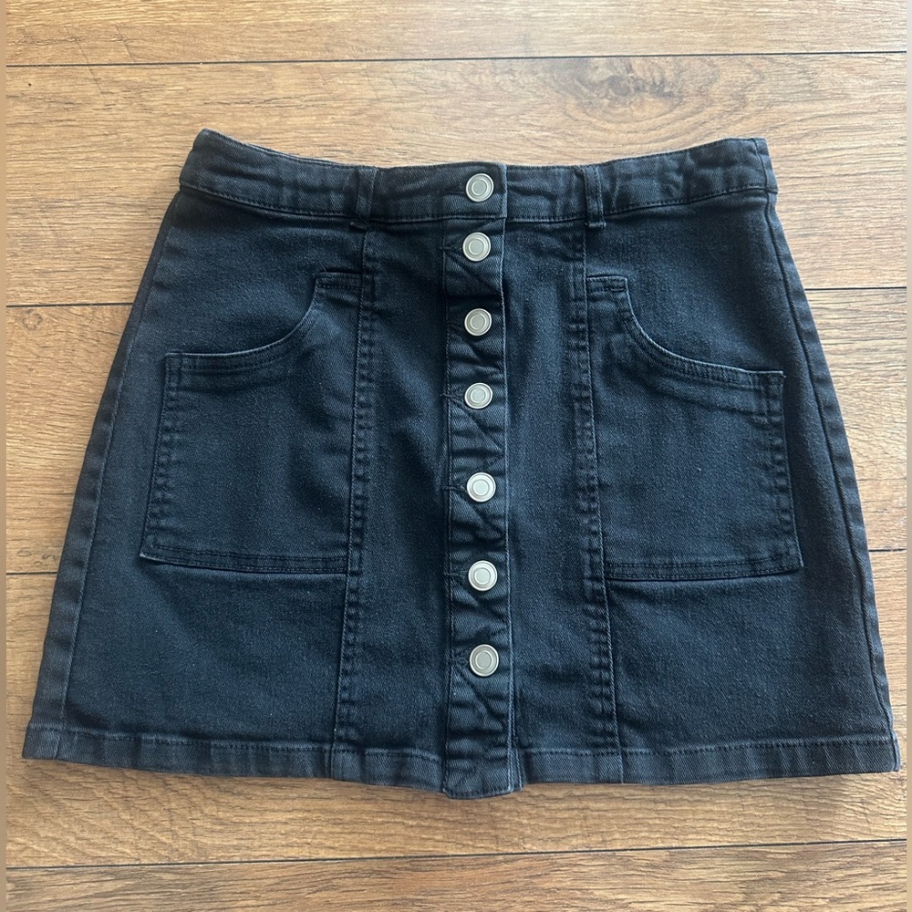 Altar’d State black denim button down skirt size medium